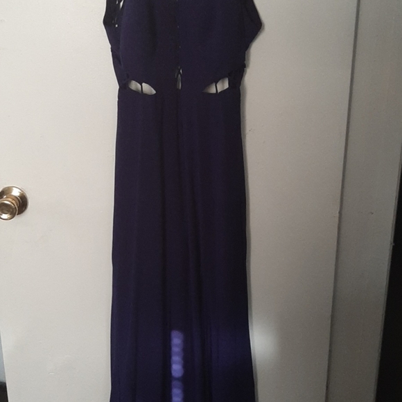 Prom/formal dress - Picture 3 of 3